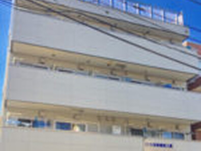 清潔感のある社宅外観